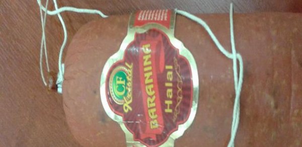 Azərbaycanda “halal” kolbasadan donuz əti çıxdı – FOTOLAR