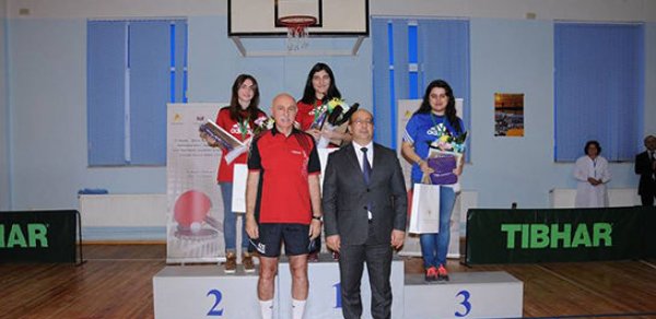 Nazirin müavini birinci oldu – FOTO