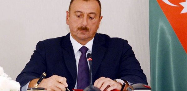 Prezident Əmək Məcəlləsi ilə bağlı Fərman imzaladı