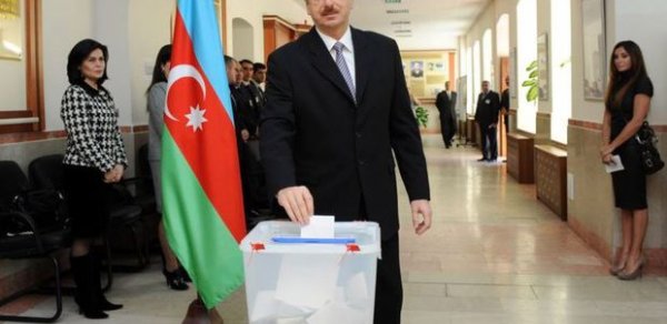 Azərbaycan prezidenti səs verdi