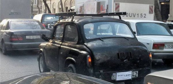 Bakıda qeyri-adi avtomobil - FOTO