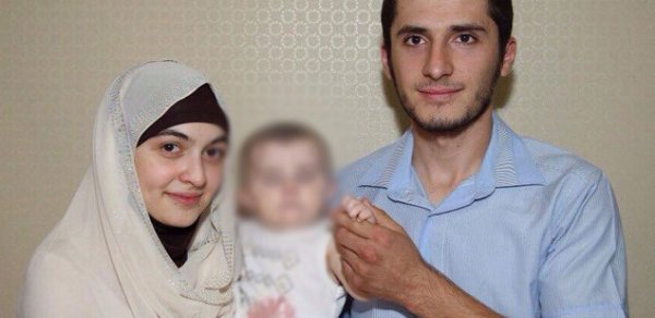 Azərbaycanlı ailə İŞİD-ə qoşulmaq üçün Suriyaya getdi – FOTO