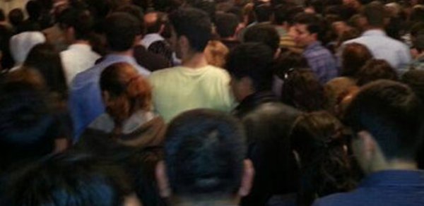 Bakı metrosunda sıxlıq yarandı