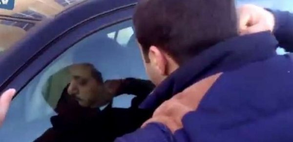 Hövsan sakinləri məktəb direktorunu belə qovdular- VİDEO