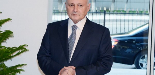 Nazir vətəndaşlarla görüşəcək