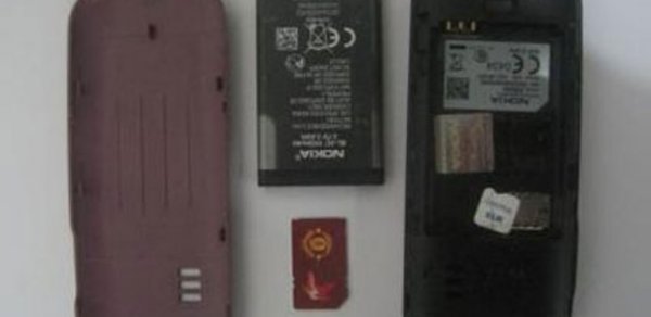 Ananın corabından telefon çıxdı... - FOTOLAR