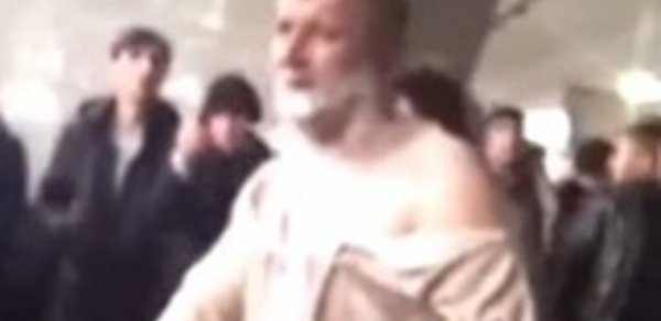 Özünü yandıran taksi sürücüsünün - VİDEOSU