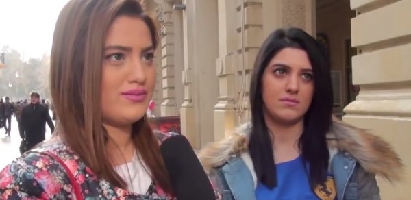 Bakıda sorğu: Homoseksualsınız, yoxsa homofob? - VİDEO
