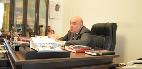 Bu xanımların hərəsi ilə bir gün görüşsəm, mənə 50 il vaxt lazımdır - MÜSAHİBƏ - III HİSSƏ