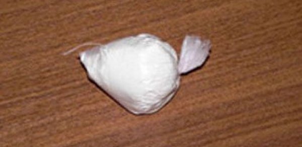 İrandan gələn azərbaycanlının bağırsağından narkotik çıxdı