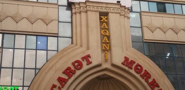Bakının mərkəzində oğlan qıza belə evlilik təklifi etdi –  FOTO 