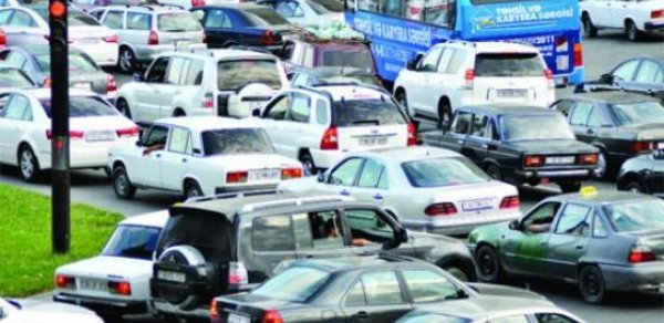Bu yollarda tıxac var – CƏDVƏL