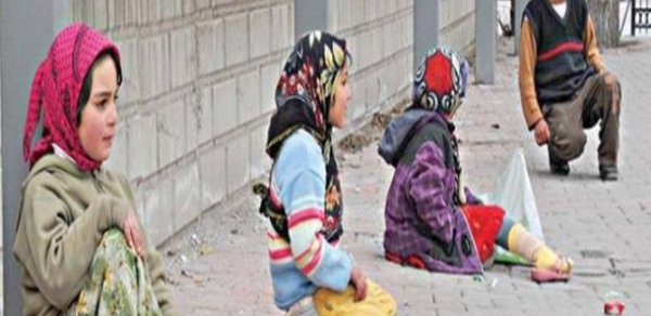 Polis 17 nəfəri saxladı