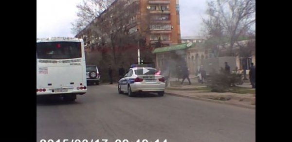 Yol polisinin avtomobili belə yandı – VİDEO