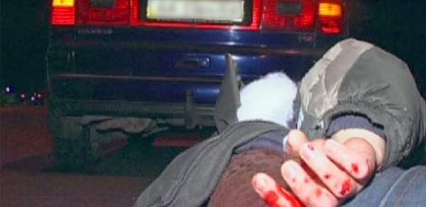 Astarada vətəndaş avtomobillə polisin üzərindən keçdi