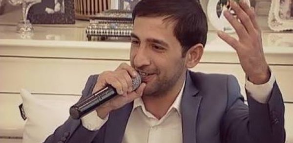 “Mən səni kişi bilmişəm” – Meyxanaçı Pərvizdən Zaur Kamala