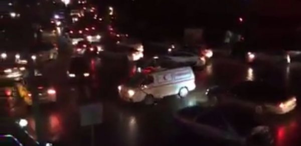 Bakıda dəhşətli qəza: “ZİL” 22 maşını əzdi - FOTOLAR + VİDEO