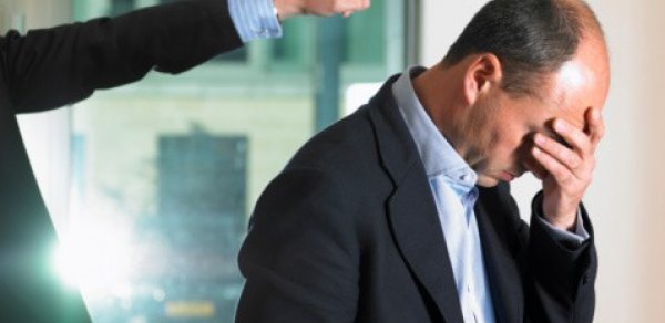 Kollec direktoru işdən çıxarıldı