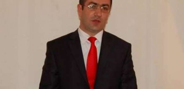 Sumqayıtda direktor müəllimləri gizli kameraya çəkir?- FOTO