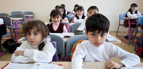 Avropa Oyunları ilə bağlı məktəb şagirdlərindən pul yığılır