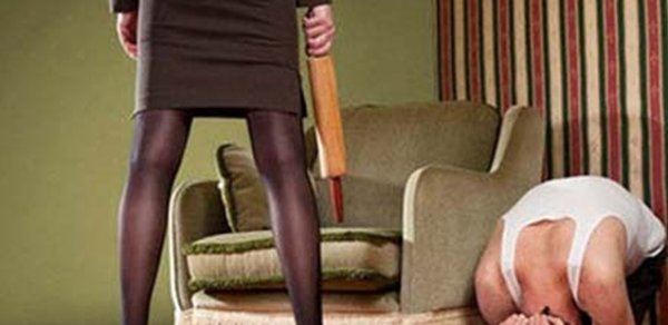 24 yaşlı oğlan şikayət etdi – “Qadın məni döydü”