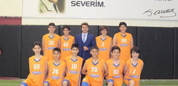 Land Of Fire Azerbaijan Eskişəhər Basketbol Akademiyasının komandası üzərində