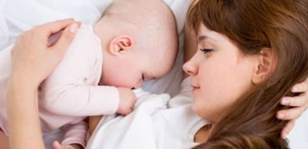 Dinə əsasən körpəyə neçə ay ana südü verilməlidir?