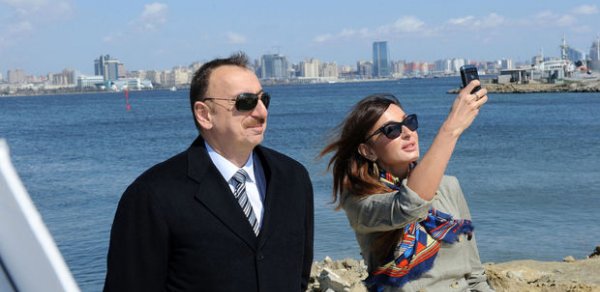 İlham Əliyev Bakıda iki açılış etdi