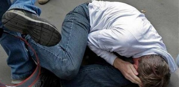 Bakıda 50 yaşlı kişini borc üstündə döydülər