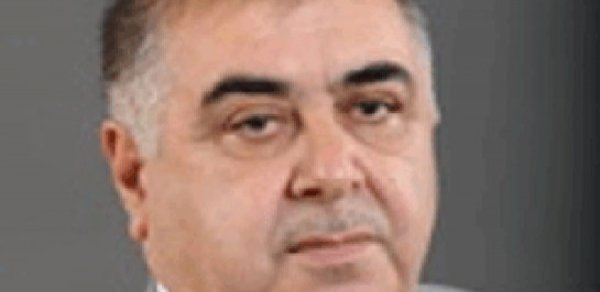 Milli vəkilinin evindən silah-sursat aşkarlandı