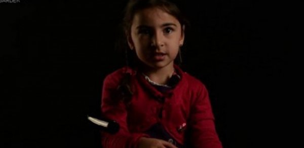 Yanan binadakı uşaqlar haqda qısa film - Video