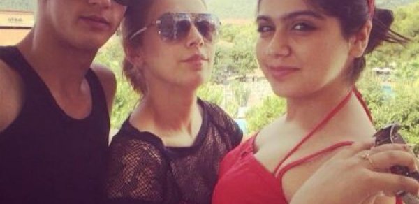 Roza Zərgərlinin oğlu soyundu – FOTOSESSİYA