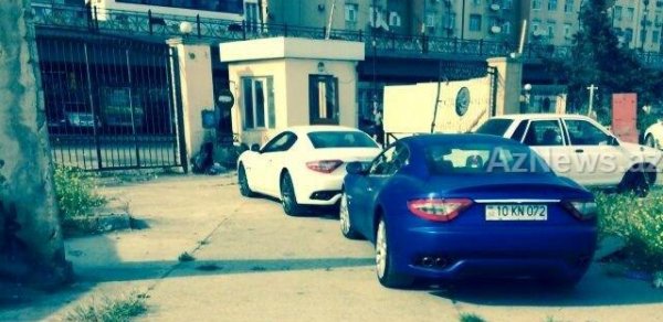Bakıdakı "Maserati"lər cərimə meydançasında - FOTO
