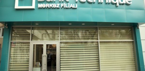 Bank əməkdaşlarının həbs xəbərini yalanladı