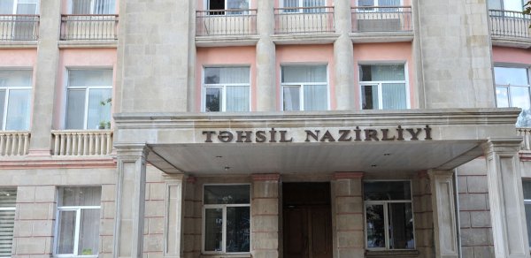 Təhsil Nazirliyindən xaricdə təhsillə bağlı mühüm yenilik