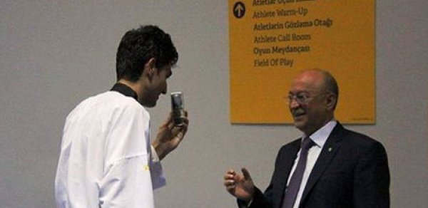 Prezident Avropa Oyunlarının qalibini telefonla belə təbrik etdi - FOTO