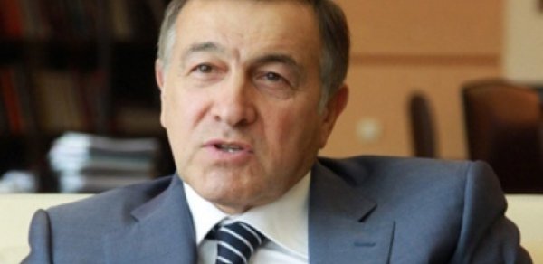 `Emin və Leylaya görə təəssüflənirəm` - Araz Ağalarov