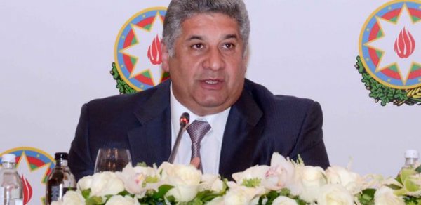 Nazir: "Onların başı çatmır"