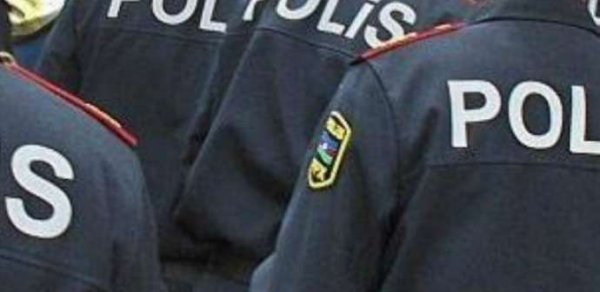 Polisi oğurluqda ittiham edən mağaza sahibi danışdı