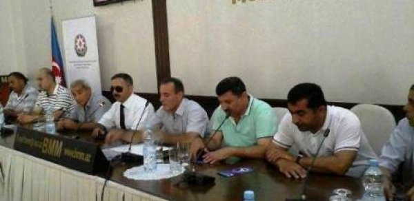 Qarabağ qaziləri problemlərini müzakirə etdi