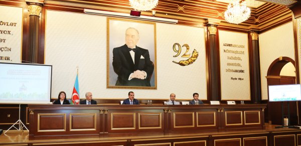 Gəncədə 2015-ci ilin birinci yarısının yekunlarına dair hesabat yığıncağı keçirilib