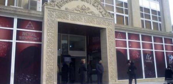 Mərkəzi Univermaqdan brilyant aldı - Saxta çıxdı
