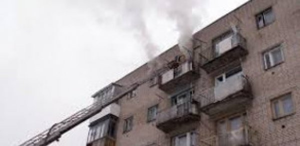 Bakının 7-ci mikrorayon massivində yanğın baş verib