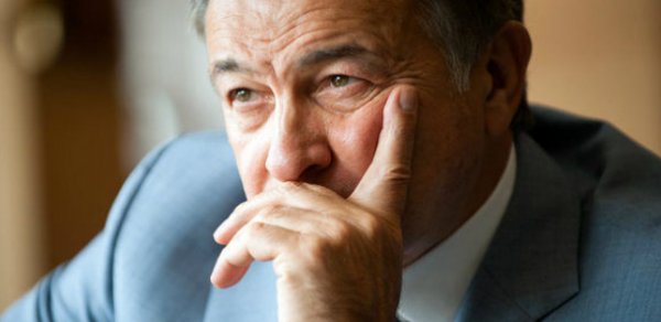 Rusiya dövləti Araz Ağalarova bir milyard verəcək
