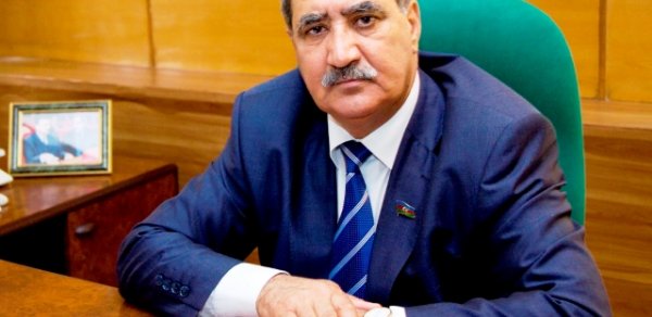Deputat yol qəzasında ölən köməkçisindən danışdı