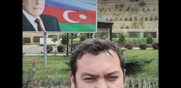 Rusiyalı bloqgerin ölkəyə buraxılmaması ilə bağlı - RƏSMİ AÇIQLAMA 