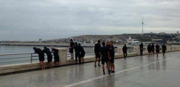 “Qarabağ”ın rəqibi Bakını gəzdi-  Foto 