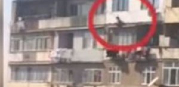 Bakıda dəhşət: qadın 9-cu mərtəbədən yıxılıb öldü