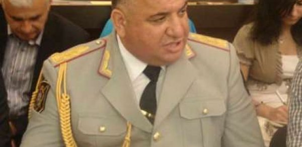 Məşhur general qəflətən dünyasını dəyişdi