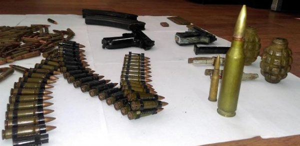 Bakıda zavodda silah-sursat tapıldı - FOTO 